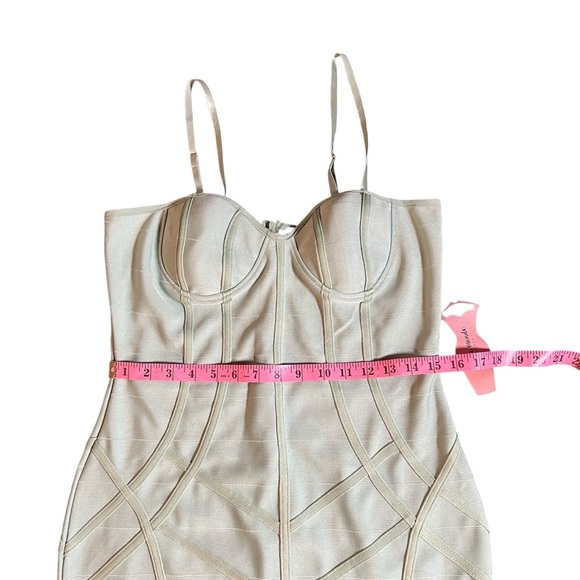 NWT Haute Monde Bodycon Mint Green Dress w/ Built In Bra, Hidden Zipper, Size XL - Picture 6 of 10